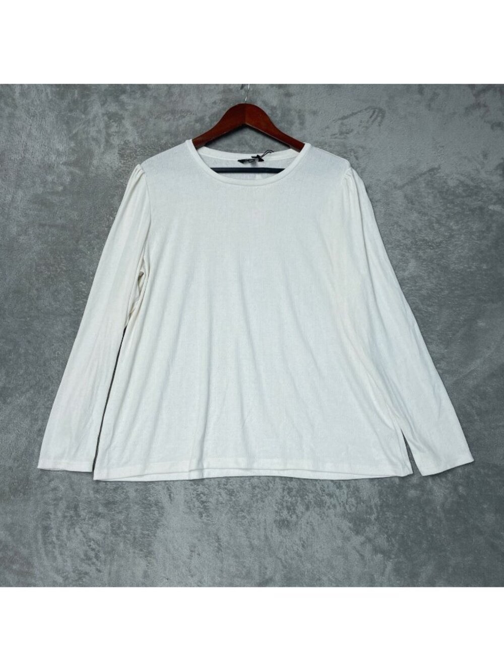 NWT Well Worn Women's XXL White Long-Sleeve Pullover Knit Top  G2074